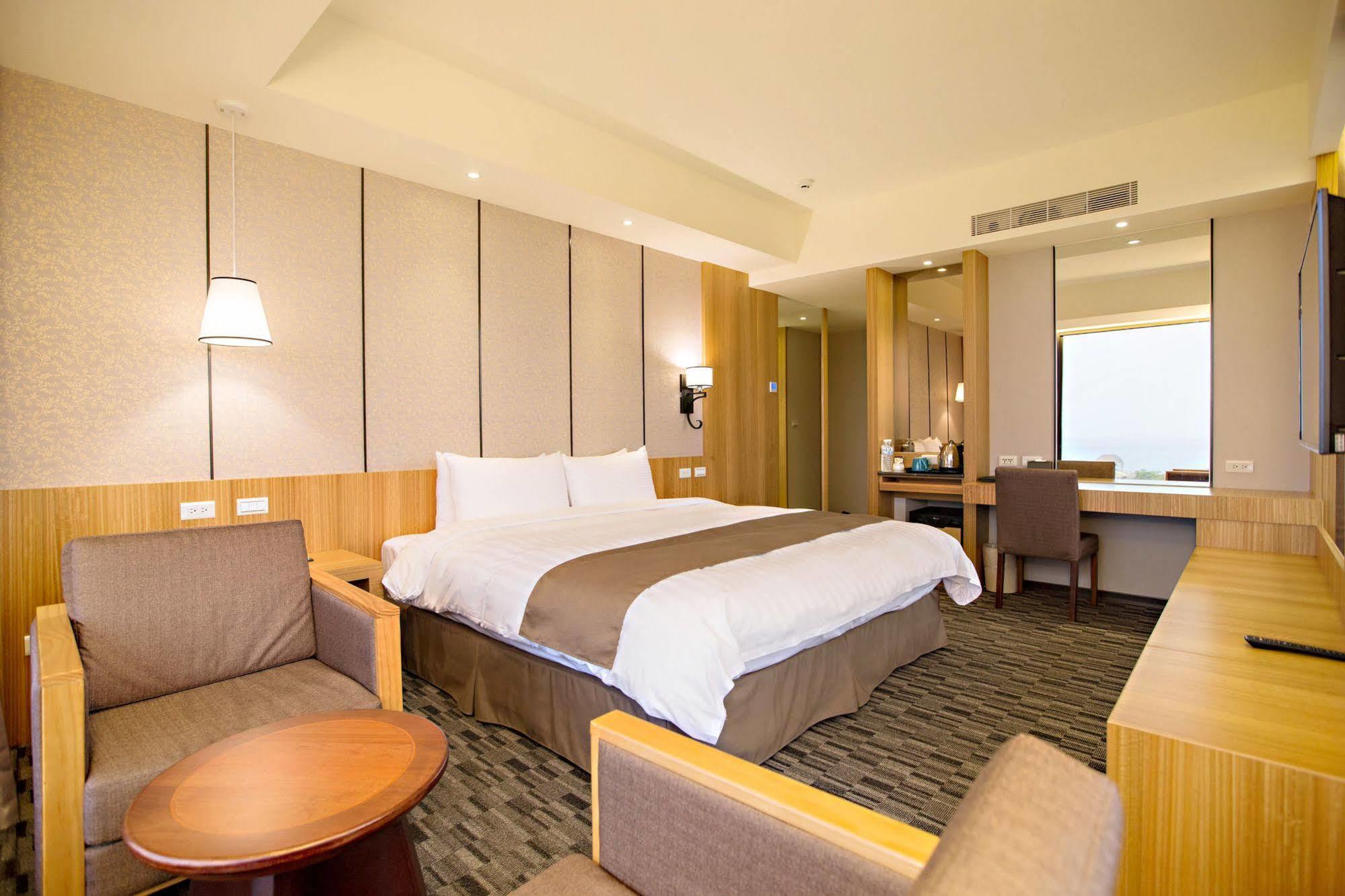 Kaishen Starlight Hotel Taitung Exterior photo